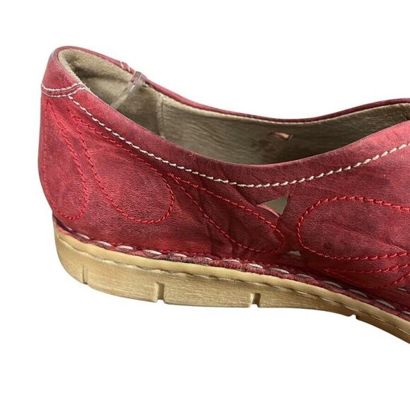Josef Seibel Womens Red Leather Flats Slip On Cut Outs Loafers Shoes 41 10 10.5 - Picture 3 of 16